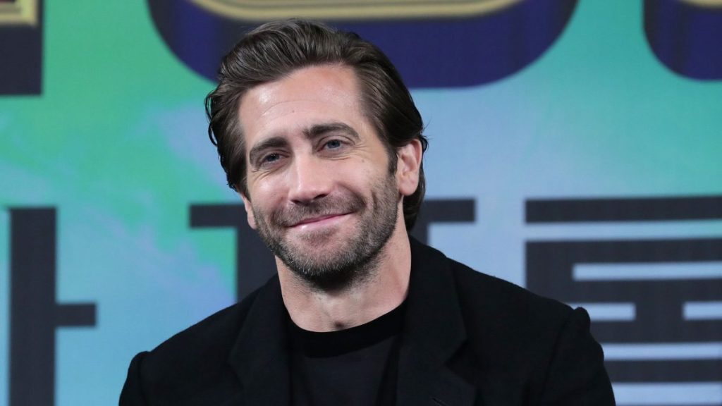 Is Jake Gyllenhaal Gay Know All About Actors Sexuality And Personal Life 