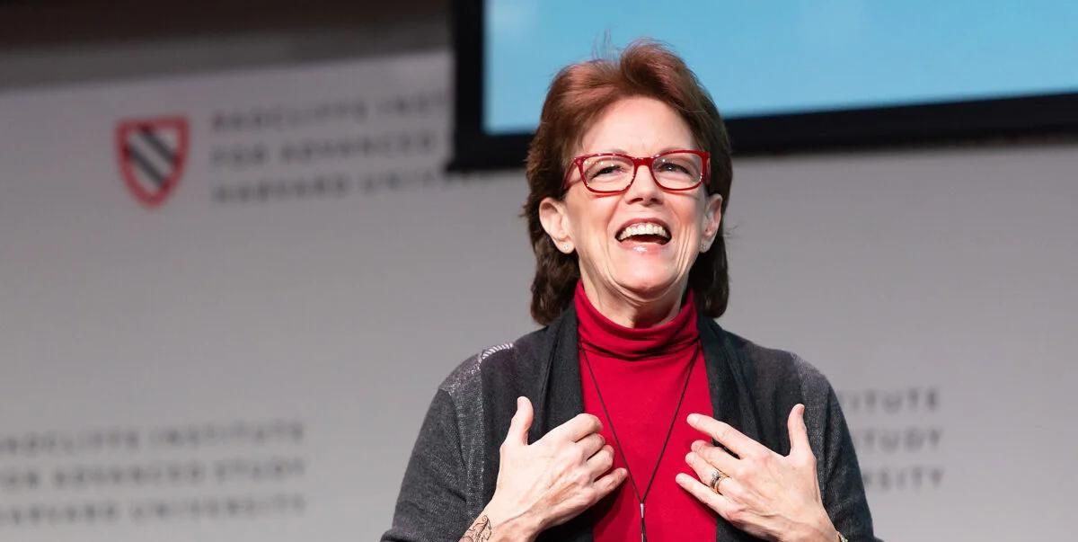 Susan Bennett Net Worth: The Original Siri Voice Is Available 'For Sale!'